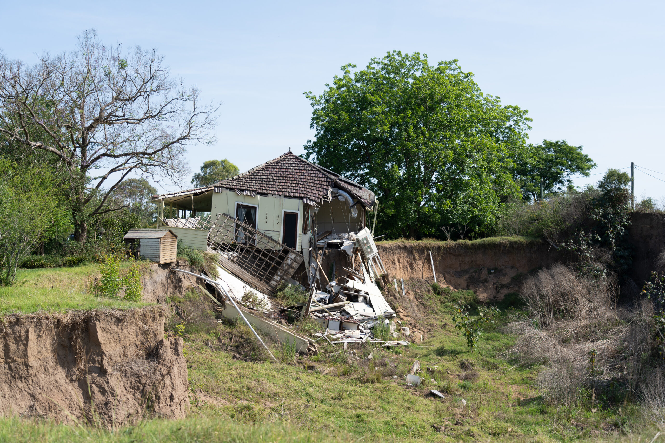 Options For Securing Professional Damage Insurance Help in Edinburgh - Coastal Subsidence